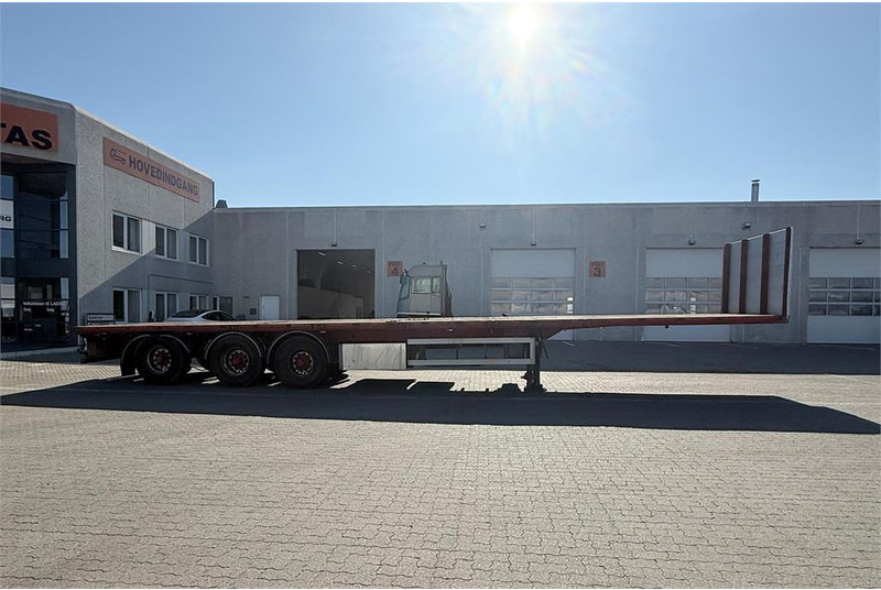 HRD 13.6 m - Polprikolica s kesonom: slika 3 HRD 13.6 m - Polprikolica s kesonom: slika 3