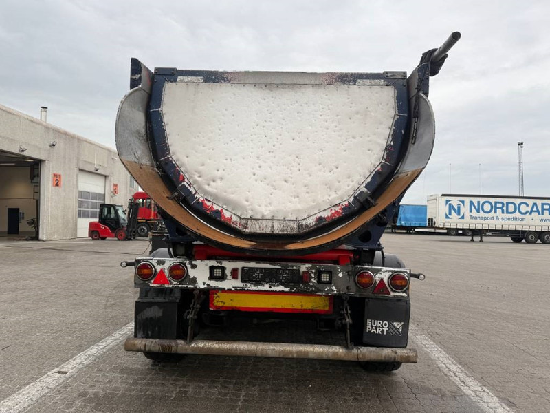 KEL-BERG Asphalt tipper trailer / Asphalt-Kippanhänger - Kiper polprikolica: slika 4 KEL-BERG Asphalt tipper trailer / Asphalt-Kippanhänger - Kiper polprikolica: slika 4