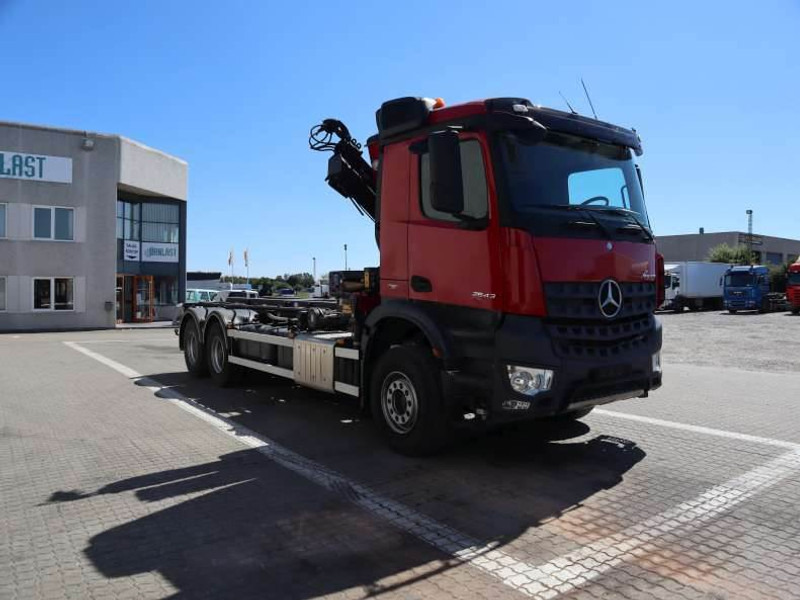 Mercedes-Benz Arocs 2643 euro 6 - Tovornjak - kabelski sistem: slika 3 Mercedes-Benz Arocs 2643 euro 6 - Tovornjak - kabelski sistem: slika 3