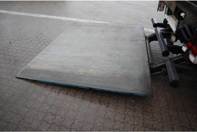 Polprikolica KEL-BERG 34 pl. Curtainsider/Planenauflieger/Gardintrailer: slika 9