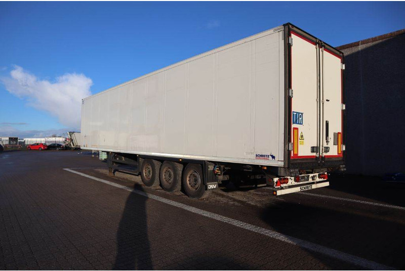Schmitz Cargobull 3 aks Double Compartment / Doppelkammer - Polprikolica hladilnik: slika 3 Schmitz Cargobull 3 aks Double Compartment / Doppelkammer - Polprikolica hladilnik: slika 3