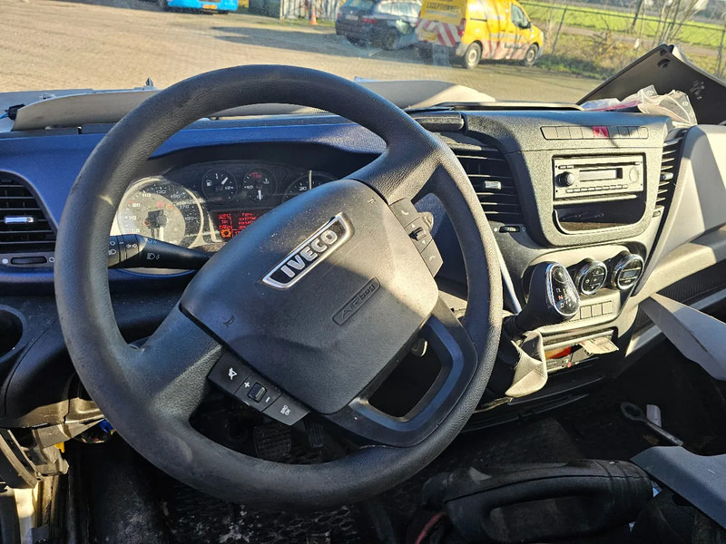 Tovornjak-šasija Iveco Daily IS70C12BA: slika 10