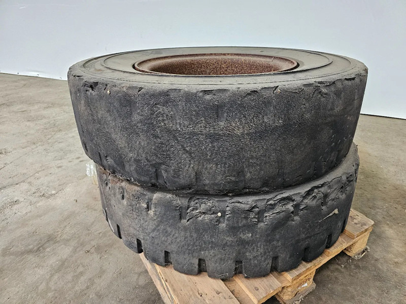 Michelin FULL RUBBER - 315/80R22.5 - Guma za Tovornjak: slika 5 Michelin FULL RUBBER - 315/80R22.5 - Guma za Tovornjak: slika 5