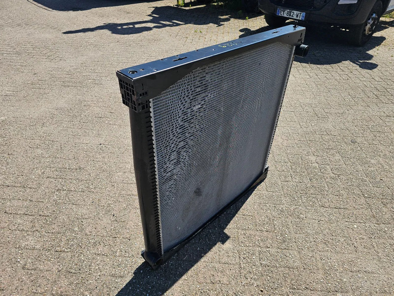 Hladilnik motorja Nissens Scania 10570465 - Cooling Radiator- 64069A: slika 6
