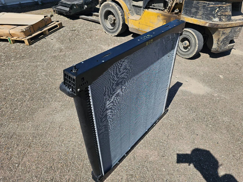 Nissens Scania 10570465 - Cooling Radiator- 64069A - Hladilnik motorja: slika 3 Nissens Scania 10570465 - Cooling Radiator- 64069A - Hladilnik motorja: slika 3