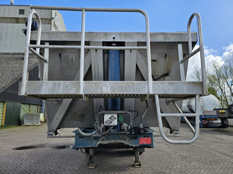 Onbekend STEEL CHASSIS - ALU BUCKET - STEELSPRING - DRUM BRAKES - Kiper polprikolica: slika 2 Onbekend STEEL CHASSIS - ALU BUCKET - STEELSPRING - DRUM BRAKES - Kiper polprikolica: slika 2