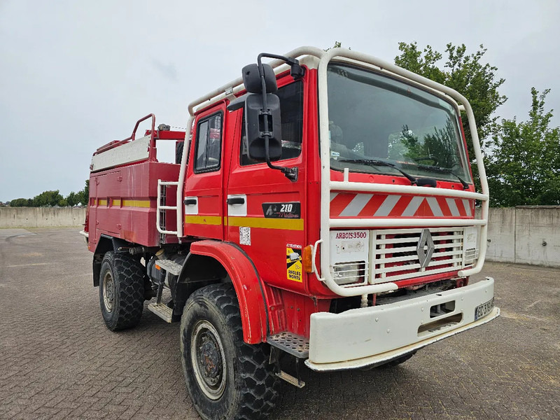 Renault M210 Arbois 3500L - Gasilsko vozilo: slika 3 Renault M210 Arbois 3500L - Gasilsko vozilo: slika 3