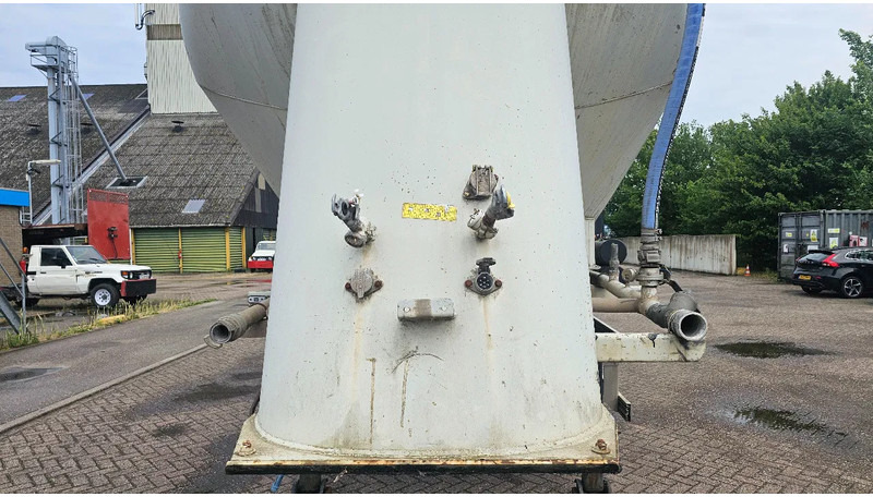 SPITZER Eurovrac Silo 43m3 - Polprikolica cisterna: slika 5 SPITZER Eurovrac Silo 43m3 - Polprikolica cisterna: slika 5