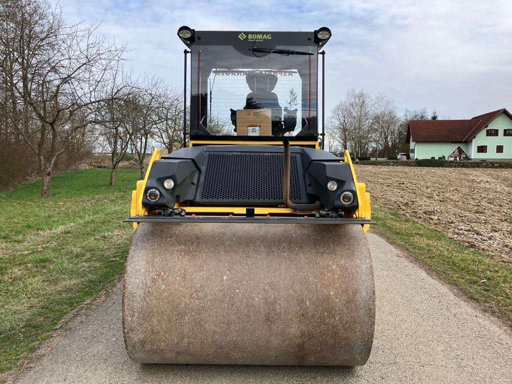 BOMAG BW 151 AD-5 AM - Valjar: slika 5 BOMAG BW 151 AD-5 AM - Valjar: slika 5