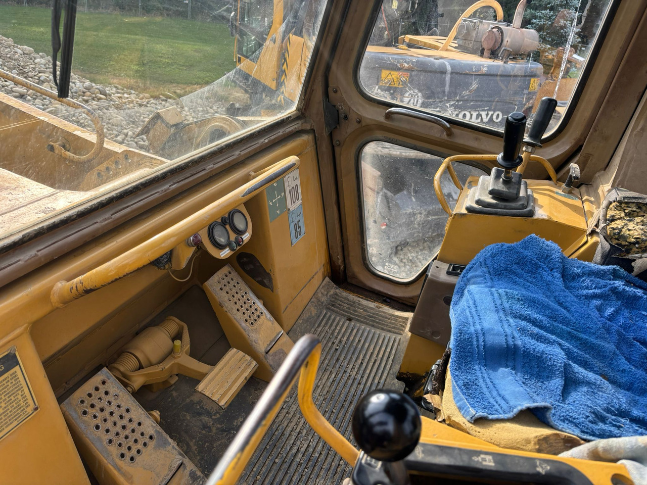 Buldožer CATERPILLAR 963: slika 10