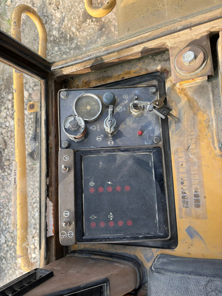 Buldožer CATERPILLAR 963: slika 11