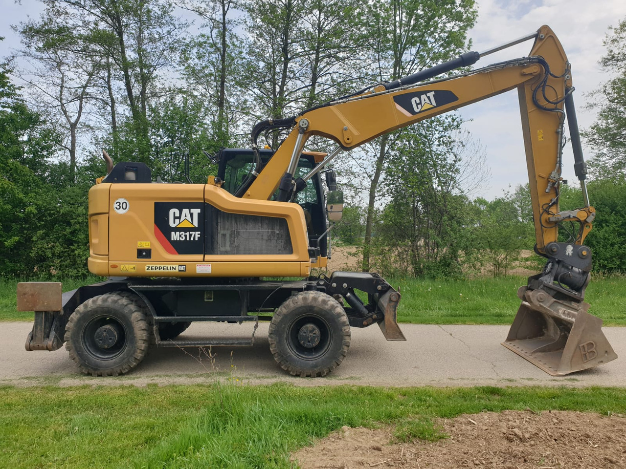 CATERPILLAR M 317 F - Bager na kolesih: slika 2 CATERPILLAR M 317 F - Bager na kolesih: slika 2