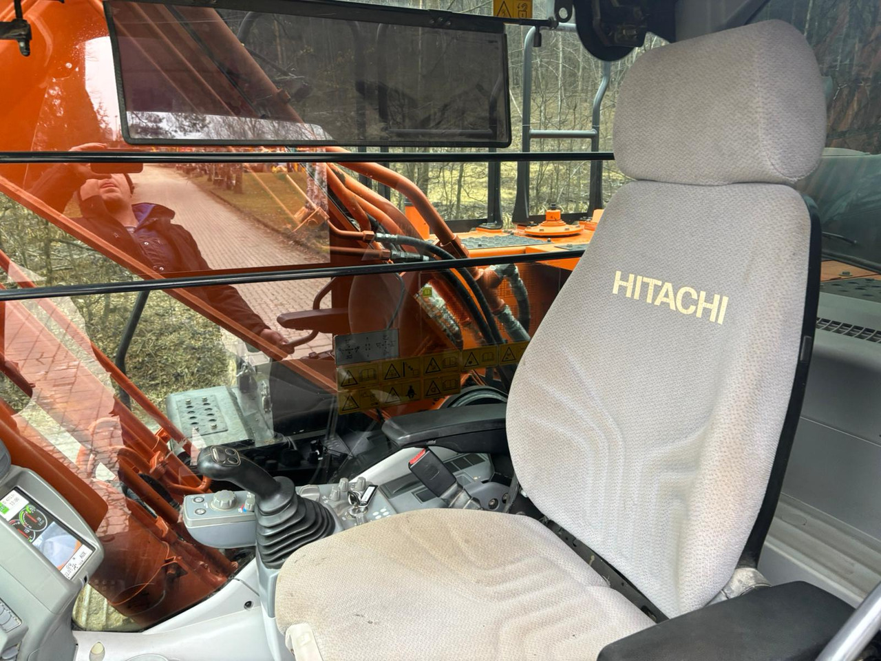 Bager goseničar HITACHI ZX 210-6: slika 9
