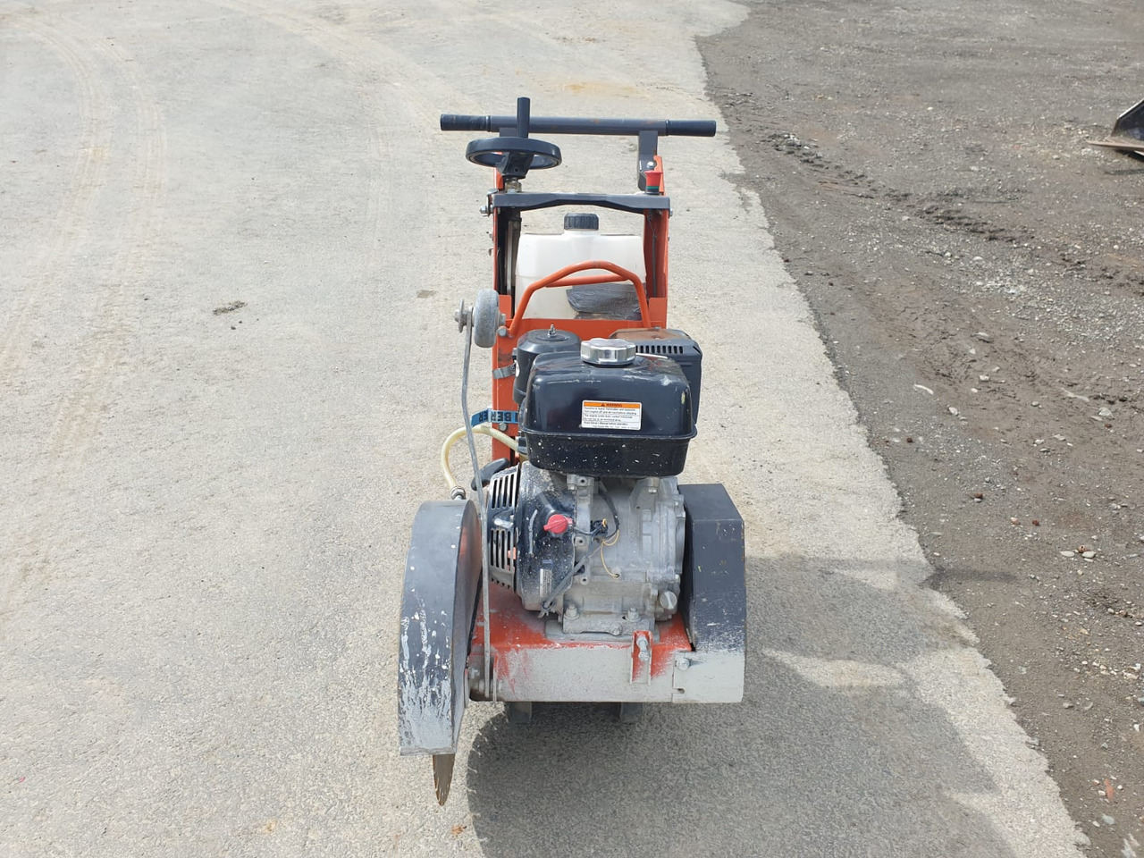 HUSQVARNA FS 400 LV - Gradbena oprema: slika 4 HUSQVARNA FS 400 LV - Gradbena oprema: slika 4