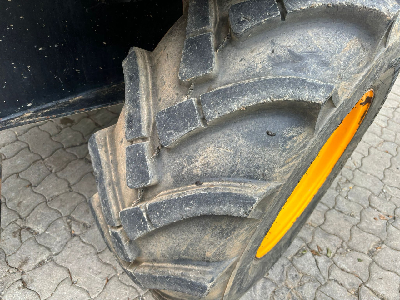 Zglobni demper JCB 6 TST: slika 7