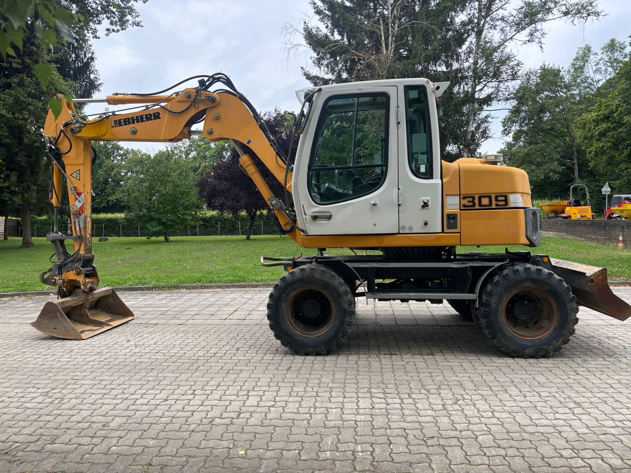LIEBHERR A 309 Litronic - Bager na kolesih: slika 1 LIEBHERR A 309 Litronic - Bager na kolesih: slika 1