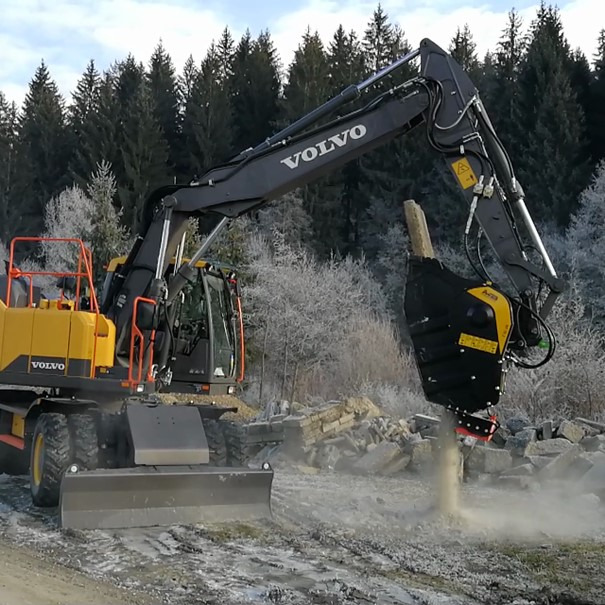 MB CRUSHER BF 70.2 S4 - Žlica za Bager goseničar: slika 2 MB CRUSHER BF 70.2 S4 - Žlica za Bager goseničar: slika 2