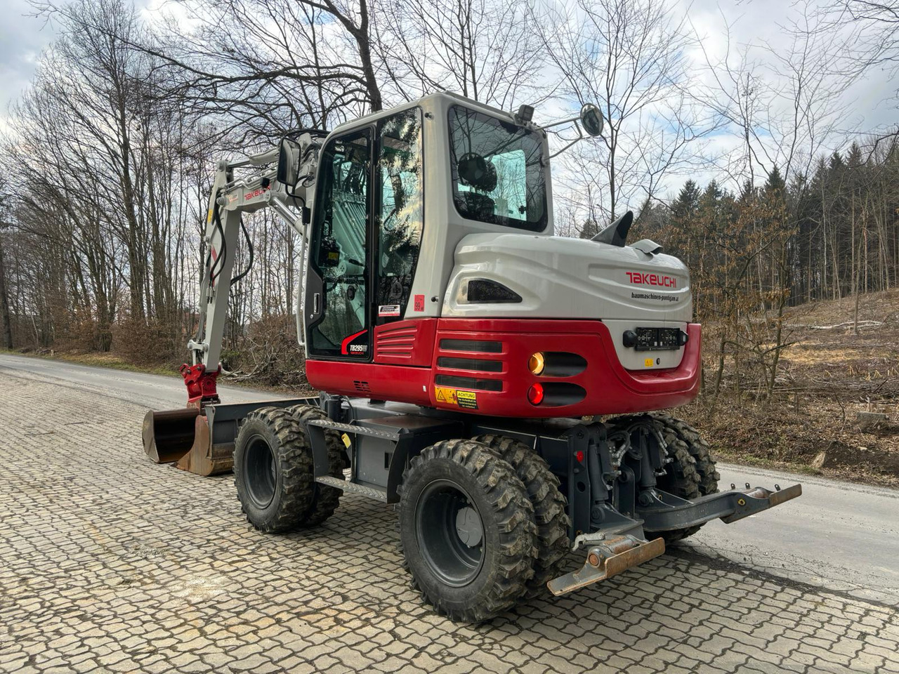 TAKEUCHI TB 295 W - Bager na kolesih: slika 5 TAKEUCHI TB 295 W - Bager na kolesih: slika 5