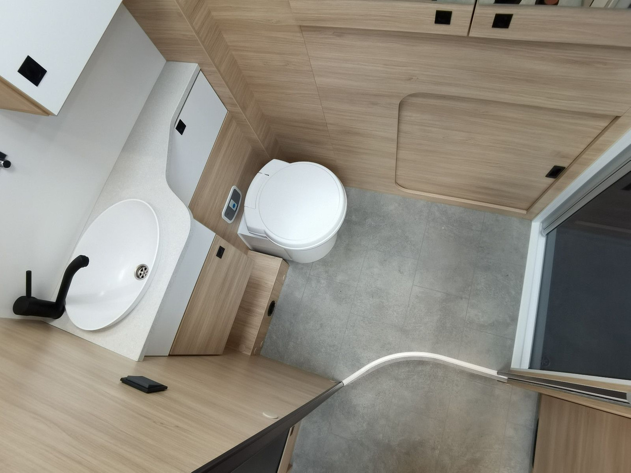 Polintegriran avtodom Chausson 640 ULTIMATE / -2026- / 180PS-8G AUTOMATIK / AHK: slika 19 Polintegriran avtodom Chausson 640 ULTIMATE / -2026- / 180PS-8G AUTOMATIK / AHK: slika 19