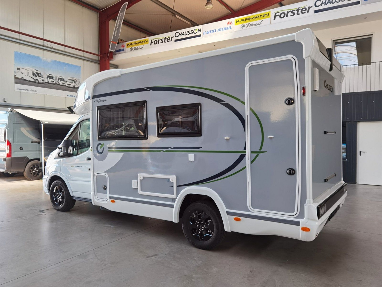 Chausson 650 TITANIUM / -2026- / 165PS-8G. / AHK/ HUBBETT - Polintegriran avtodom: slika 5 Chausson 650 TITANIUM / -2026- / 165PS-8G. / AHK/ HUBBETT - Polintegriran avtodom: slika 5
