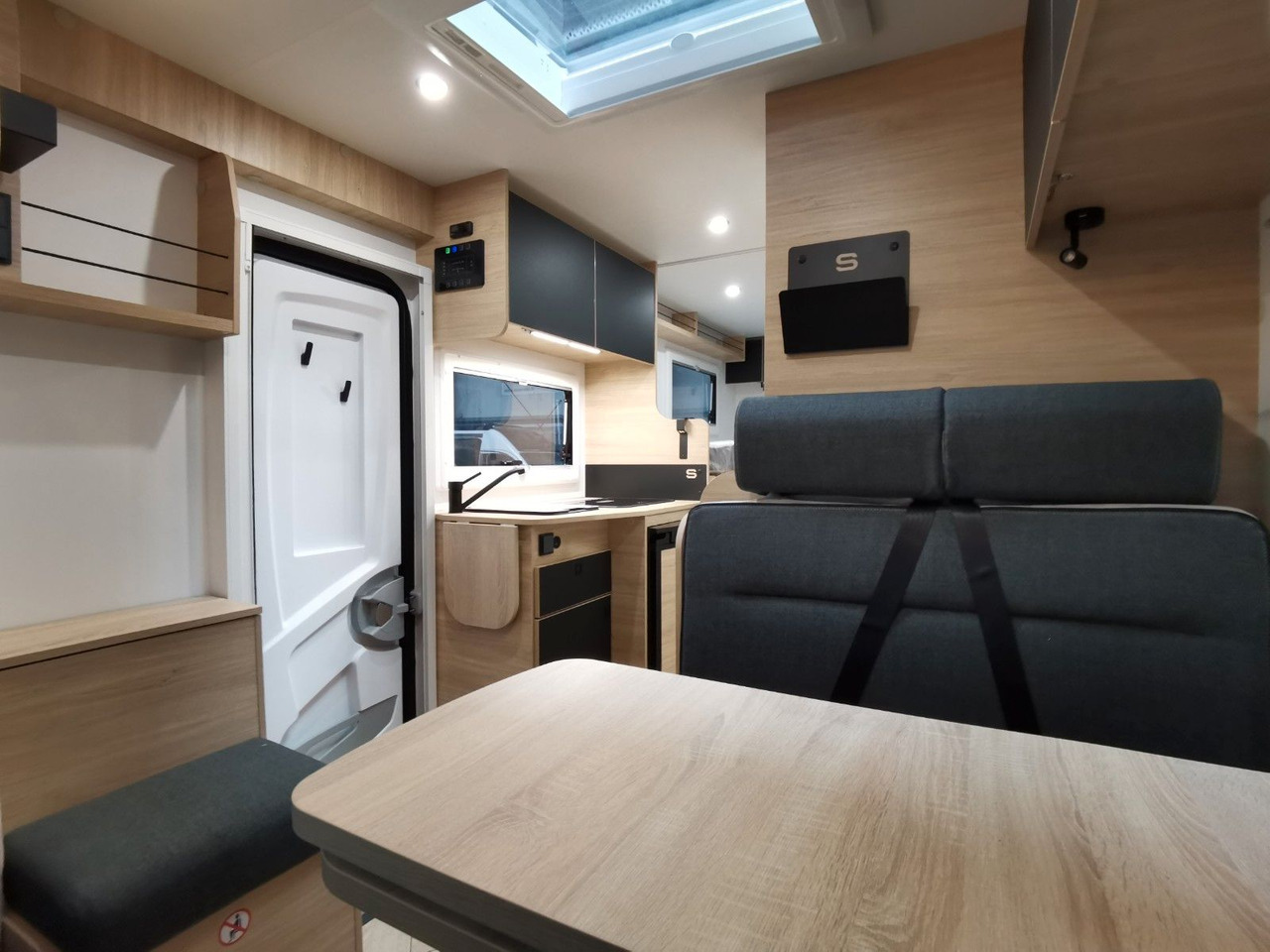 Polintegriran avtodom Chausson S 697 SPORT LINE / - 2026-/ 165PS-8G. AUTOMATIK: slika 14 Polintegriran avtodom Chausson S 697 SPORT LINE / - 2026-/ 165PS-8G. AUTOMATIK: slika 14