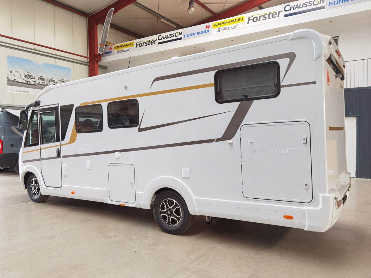 Eura Mobil INTEGRA LINE 720 EB /-2026- /8G-180PS/PLUS-PAKET - Integriran avtodom: slika 5 Eura Mobil INTEGRA LINE 720 EB /-2026- /8G-180PS/PLUS-PAKET - Integriran avtodom: slika 5