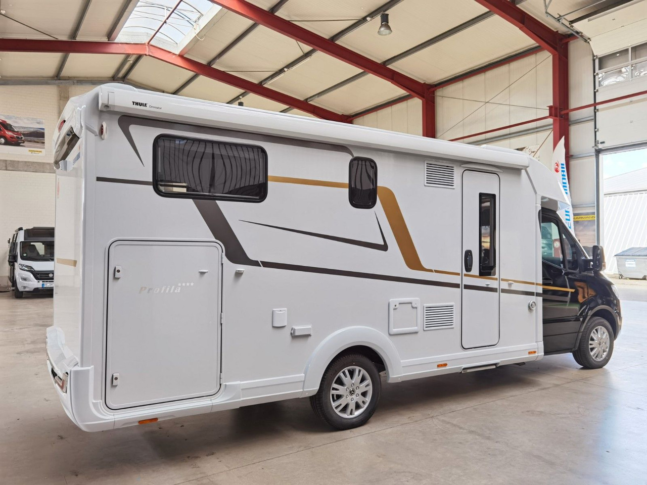 Eura Mobil PROFILA T 726 EB /-2025-/ MONDIAL PLUS & S-PAKET - Polintegriran avtodom: slika 4 Eura Mobil PROFILA T 726 EB /-2025-/ MONDIAL PLUS & S-PAKET - Polintegriran avtodom: slika 4