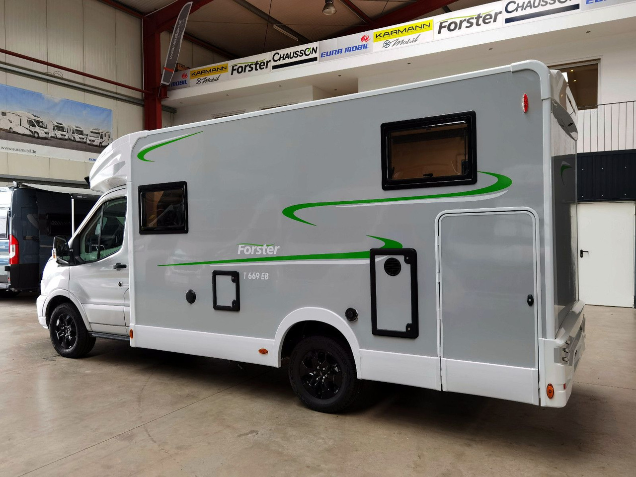 Forster T 669 EBN COUPÈ / -2025- / 165PS / EINZELBETTEN - Polintegriran avtodom: slika 5 Forster T 669 EBN COUPÈ / -2025- / 165PS / EINZELBETTEN - Polintegriran avtodom: slika 5