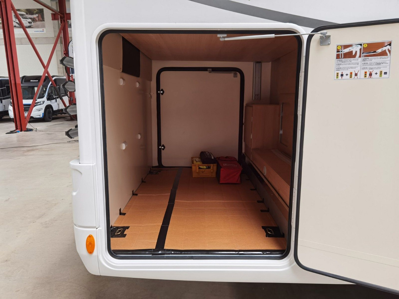 Polintegriran avtodom Forster T 699 HB / 140PS / EB- HUBBETT & HECKBETT: slika 8