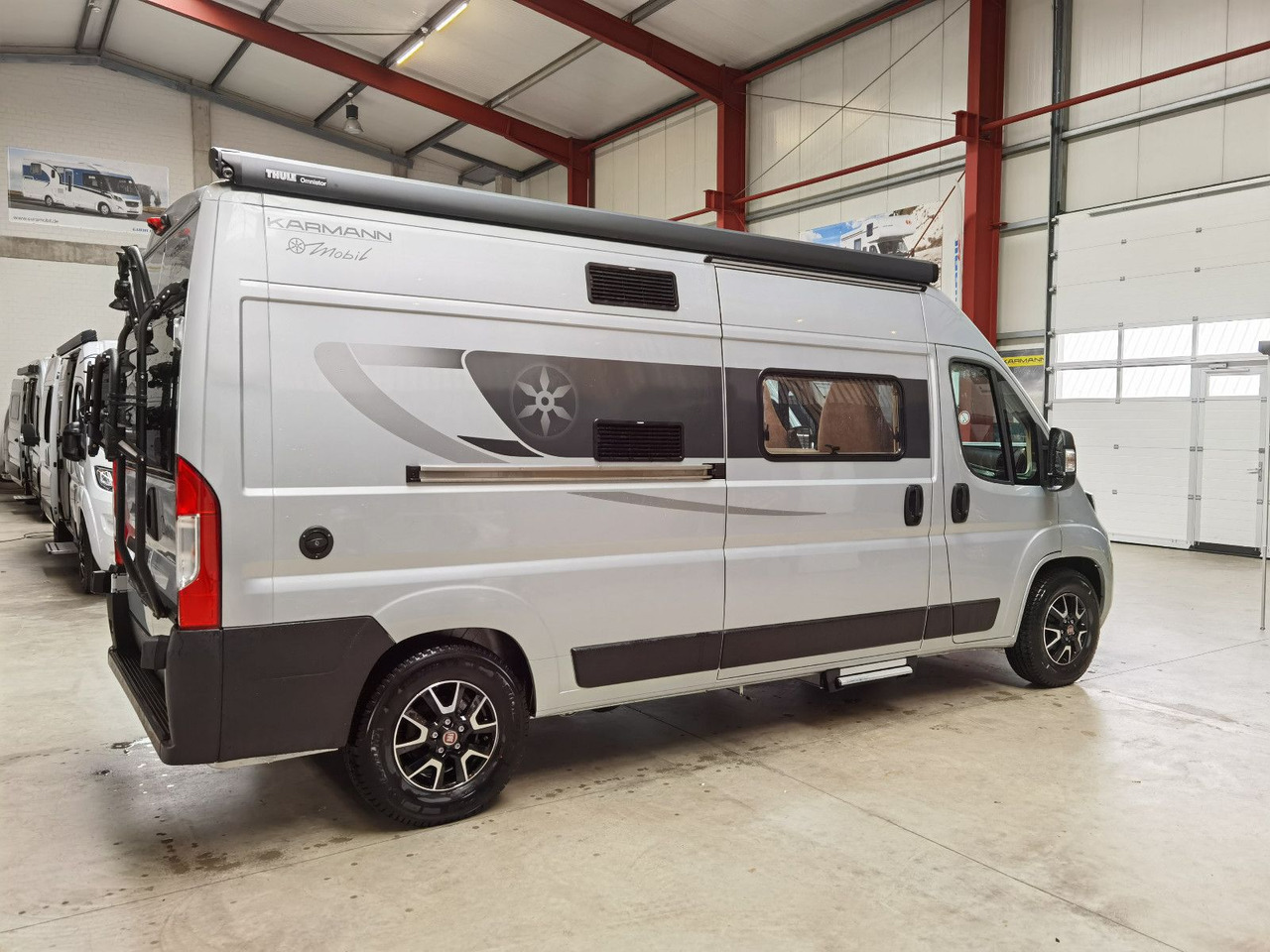Karmann DAVIS 590 LIFESTYLE / 140PS / SKY-ROOF & ALU - Kombi avtodom: slika 4 Karmann DAVIS 590 LIFESTYLE / 140PS / SKY-ROOF & ALU - Kombi avtodom: slika 4
