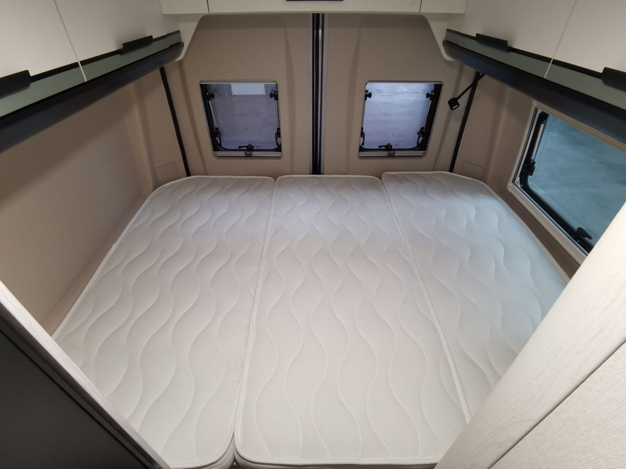 Kombi avtodom Karmann DAVIS 590 LIFESTYLE / MODELL 2026 / AUFSTELLDACH: slika 27