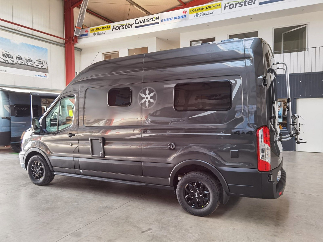 Karmann DEXTER 570 / 170 PS / 4x4/ ALU / SOLAR / MARKISE - Kombi avtodom: slika 5 Karmann DEXTER 570 / 170 PS / 4x4/ ALU / SOLAR / MARKISE - Kombi avtodom: slika 5