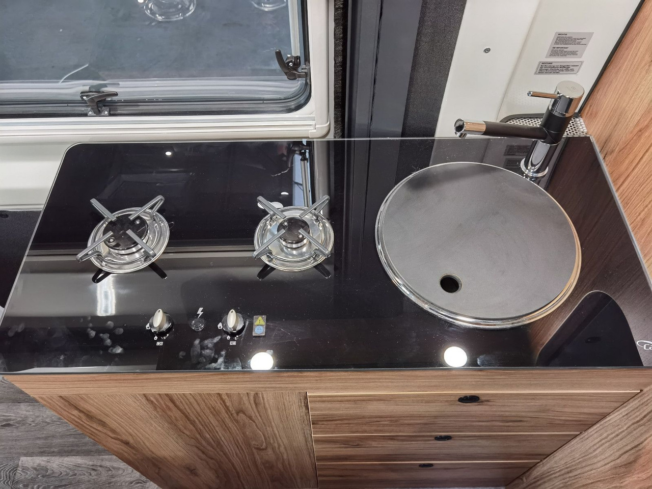 Karmann DEXTER 600 /2026/8G.AUTOM./ EINZELBETTEN 5.99M - Kombi avtodom: slika 5 Karmann DEXTER 600 /2026/8G.AUTOM./ EINZELBETTEN 5.99M - Kombi avtodom: slika 5