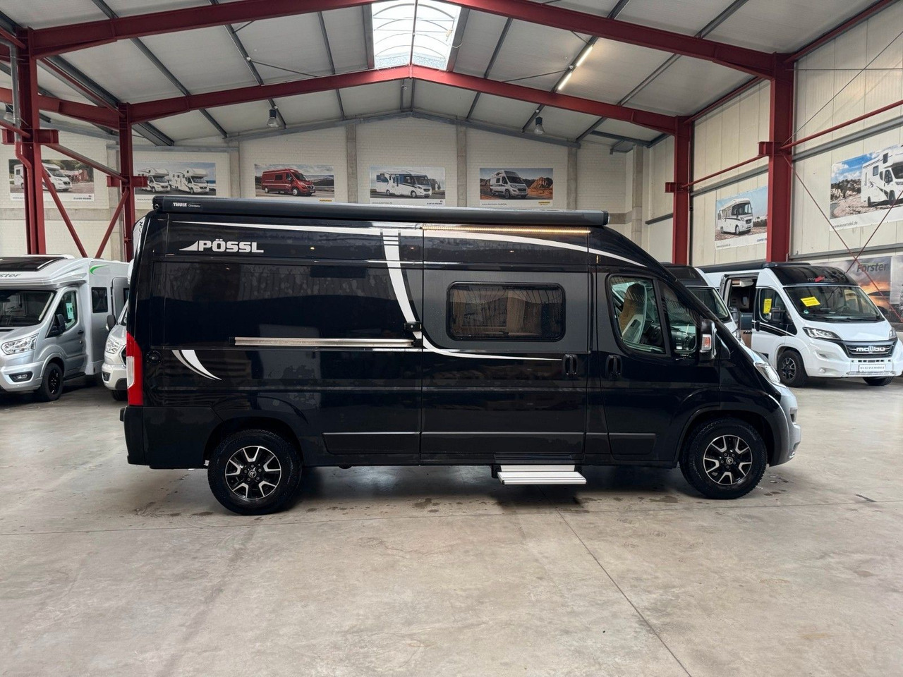 Pössl 2WIN R PLUS / 165PS / 1.HAND / AHK / NAVI / ALU. - Kombi avtodom: slika 5 Pössl 2WIN R PLUS / 165PS / 1.HAND / AHK / NAVI / ALU. - Kombi avtodom: slika 5