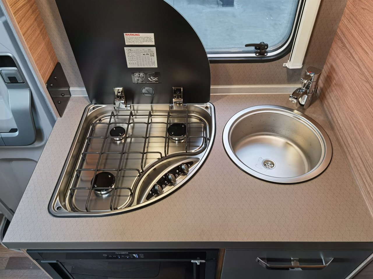 Weinsberg CARAHOME 550 MG /- 2025 - / 140 PS / NUR 5.97M lizing Weinsberg CARAHOME 550 MG /- 2025 - / 140 PS / NUR 5.97M: slika 17
