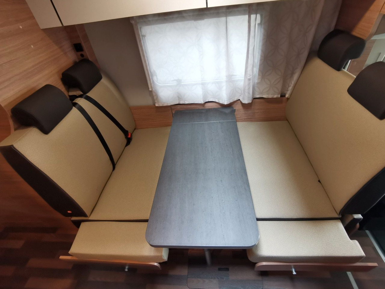 Alkoven avtodom Weinsberg CARAHOME 600 DKG / 140PS / ETAGENBETTEN / 5xPERS: slika 15