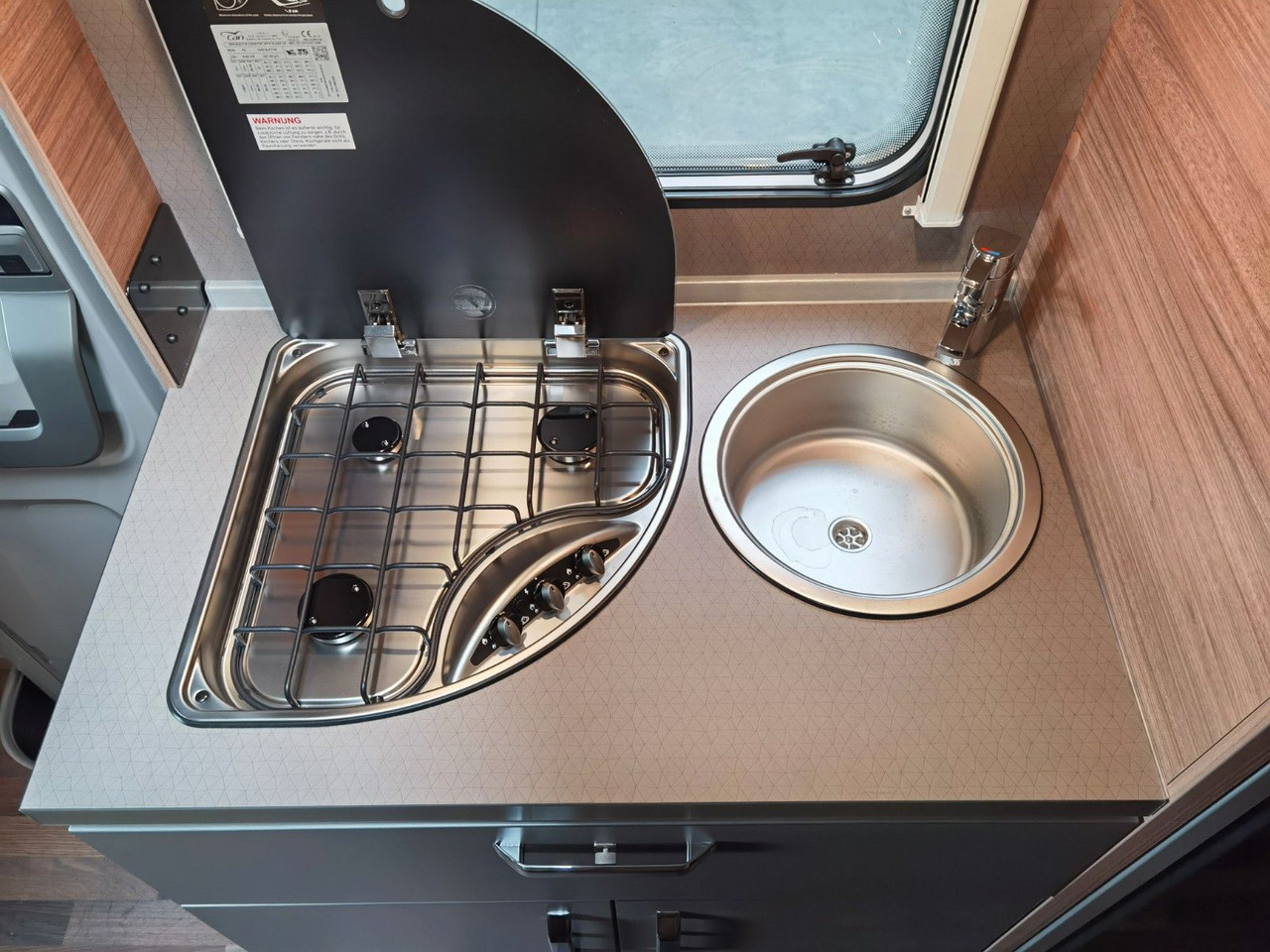 Alkoven avtodom Weinsberg CARAHOME 600 DKG / 140PS / ETAGENBETTEN / 5xPERS: slika 19