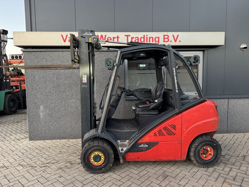 Linde H25D-02 Triplo 550 Freelift / Sideshift / 4e functie VW Diesel 2014 - Diesel viličar: slika 5 Linde H25D-02 Triplo 550 Freelift / Sideshift / 4e functie VW Diesel 2014 - Diesel viličar: slika 5