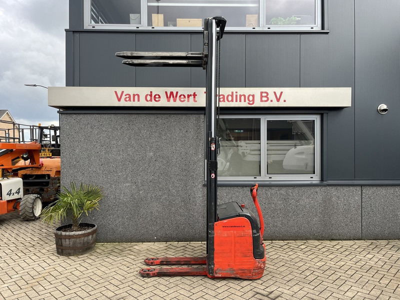 Linde stapelaar heftruck LINDE L16 duplo290cm 4200uur 2014 - Stroj za zlaganje: slika 2 Linde stapelaar heftruck LINDE L16 duplo290cm 4200uur 2014 - Stroj za zlaganje: slika 2