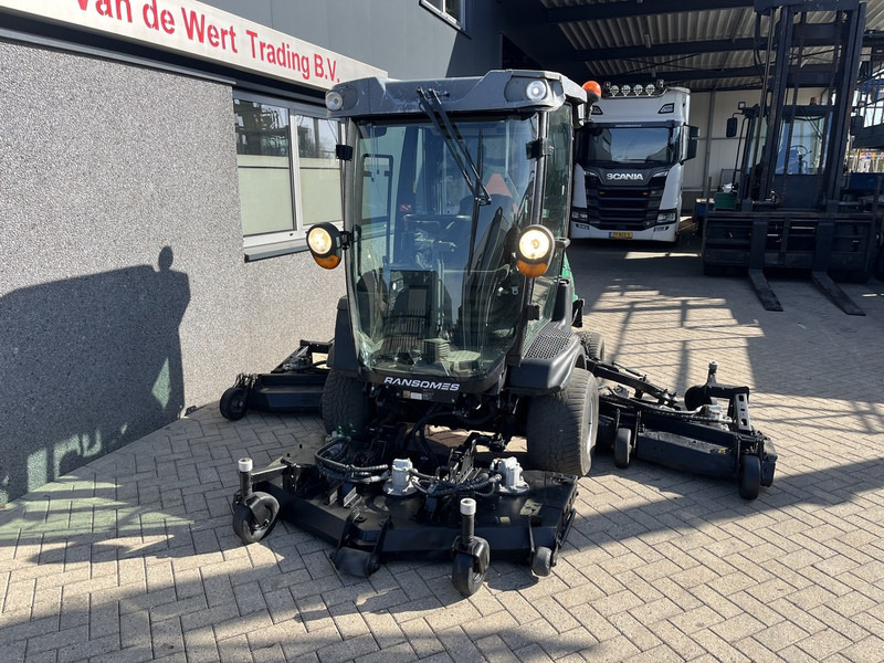 Ransomes Ransomes MP653 3 delige grasmaaier gazonmaaier 2016 8400uur KUBOTA DIESEL 653 - Vrtna kosilnica: slika 4 Ransomes Ransomes MP653 3 delige grasmaaier gazonmaaier 2016 8400uur KUBOTA DIESEL 653 - Vrtna kosilnica: slika 4