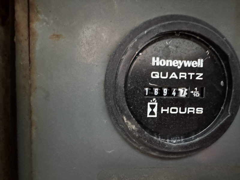 Škarjasta dvižna ploščad Skyjack SJ 6832RT Schaarhoogwerker / Scissor / Arbeitsbuhne 2016 4X4 Kubota Diesel 12M Werkhoogte: slika 10