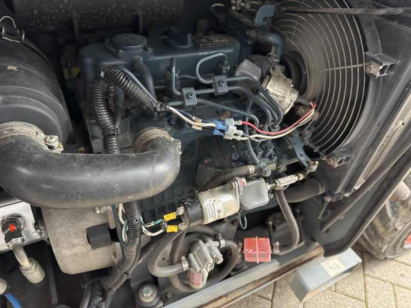 Škarjasta dvižna ploščad Skyjack SJ 6832RT Schaarhoogwerker / Scissor / Arbeitsbuhne 2016 4X4 Kubota Diesel 12M Werkhoogte: slika 11