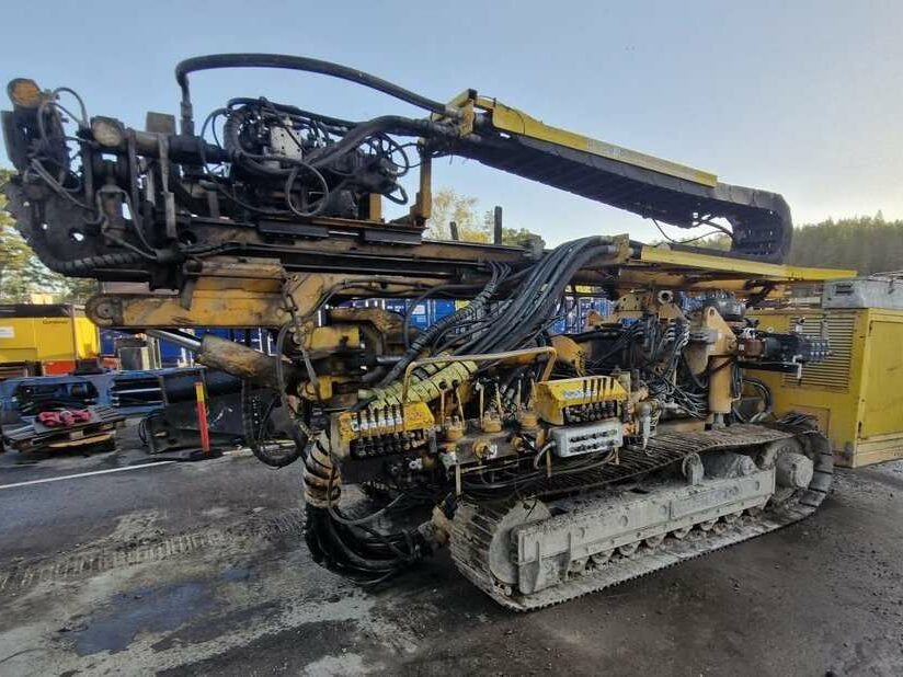 Klemm KR 805-2 - Vrtalna naprava: slika 1 Klemm KR 805-2 - Vrtalna naprava: slika 1