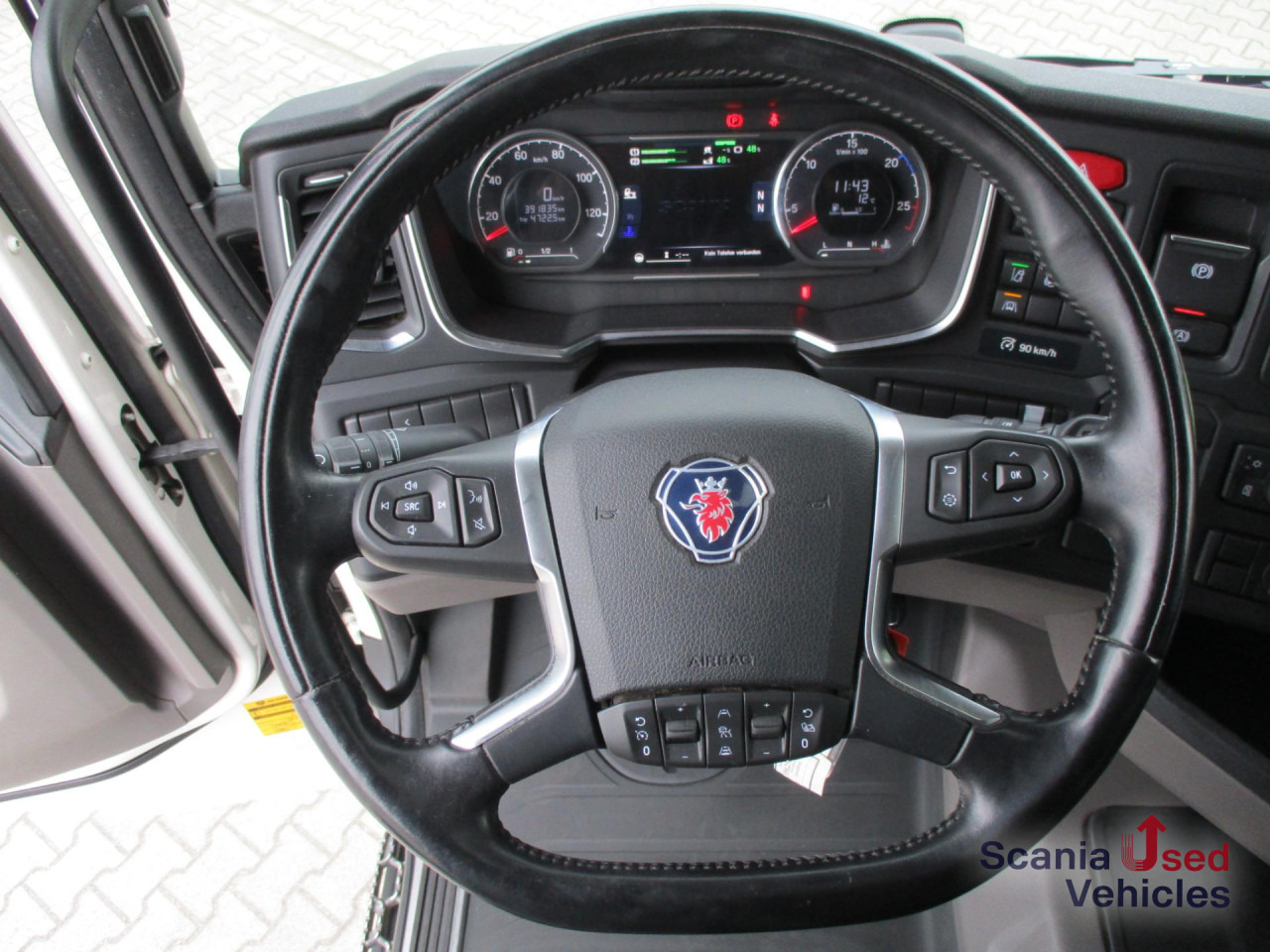 SCANIA R 450 A4x2NB / Full Air / Hydraulik - Vlačilec: slika 2 SCANIA R 450 A4x2NB / Full Air / Hydraulik - Vlačilec: slika 2