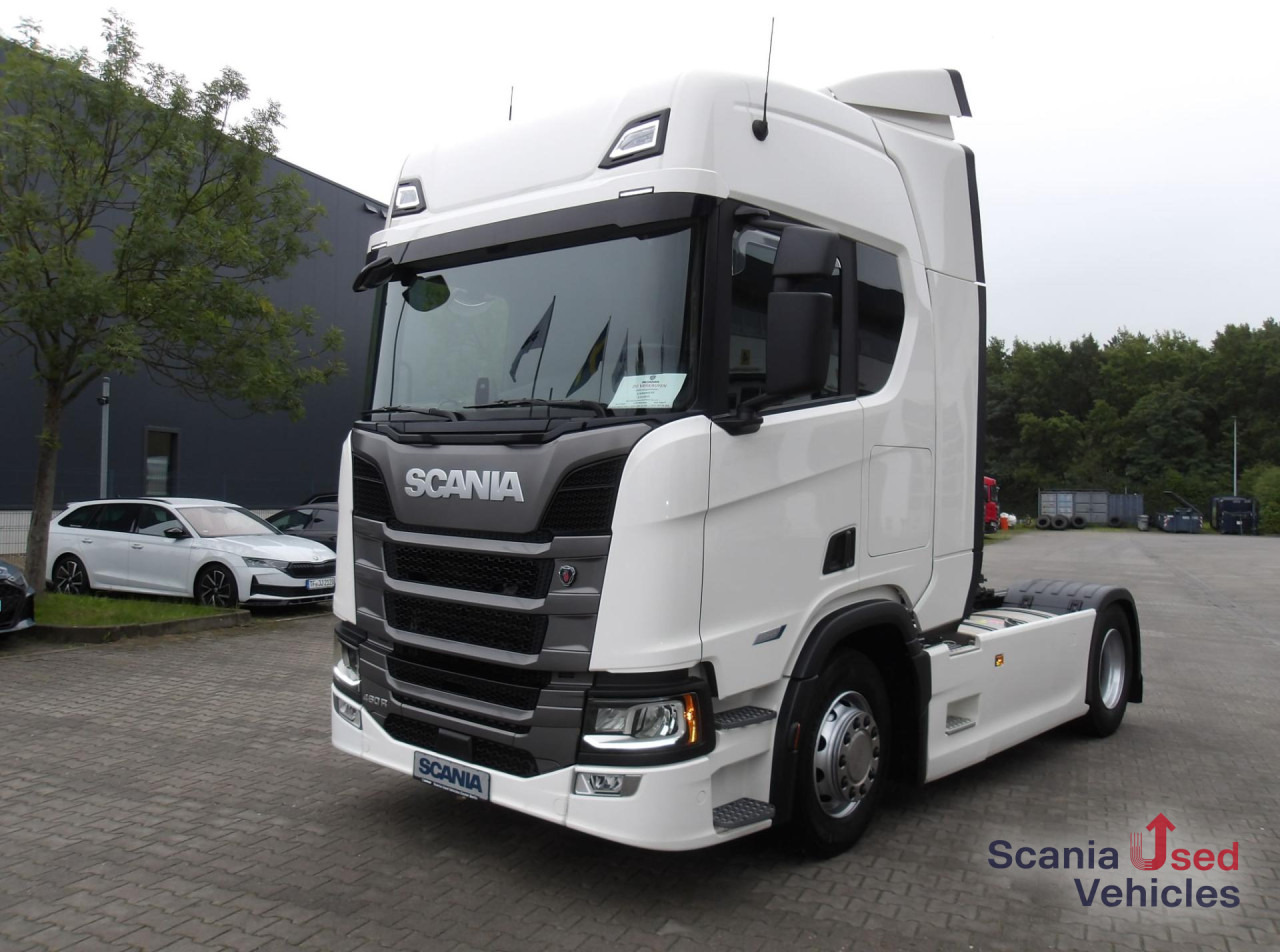 SCANIA R460 A4X2 NA - Vlačilec: slika 1 SCANIA R460 A4X2 NA - Vlačilec: slika 1