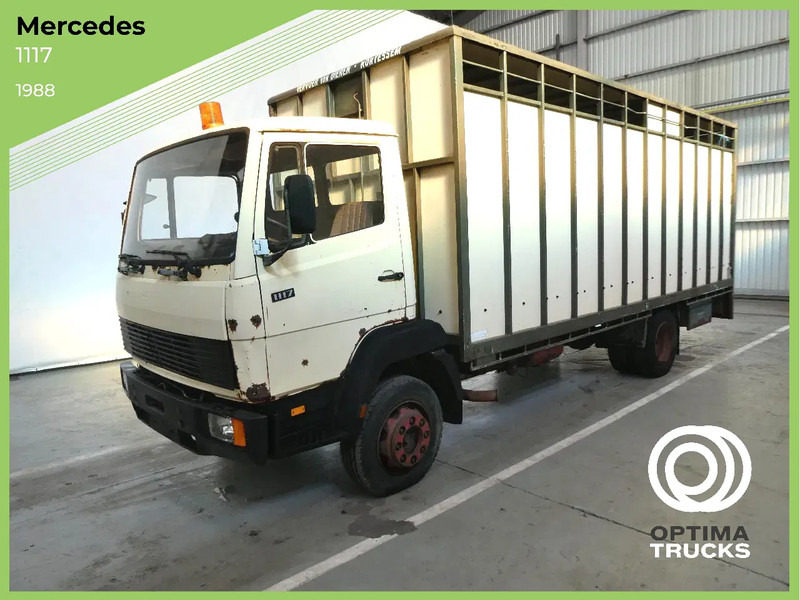 Tovornjak za prevoz živine Mercedes-Benz 1117 BLATT-BLATT / SPRING-SPRING / LAMMES-LAMMES: slika 1