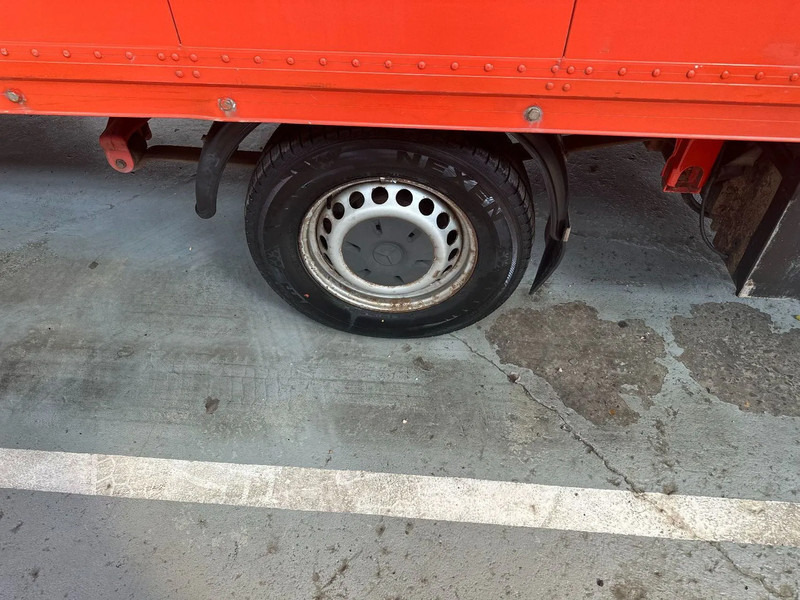 Mercedes-Benz Sprinter 316 - Dostavno vozilo z zabojnikom: slika 4 Mercedes-Benz Sprinter 316 - Dostavno vozilo z zabojnikom: slika 4