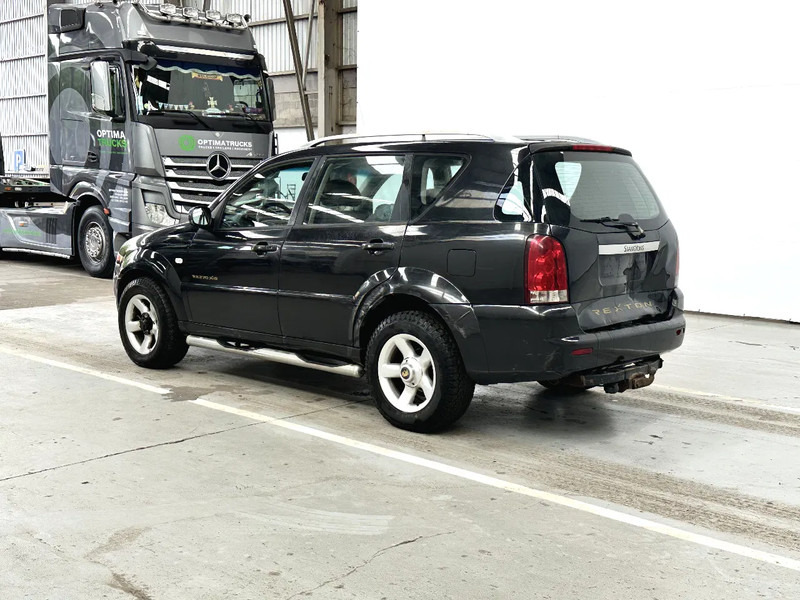 SsangYong Rexton AIRCO / LEATHER / MOTEUR MERCEDES - MERCEDES MOTOR - SUV: slika 3 SsangYong Rexton AIRCO / LEATHER / MOTEUR MERCEDES - MERCEDES MOTOR - SUV: slika 3