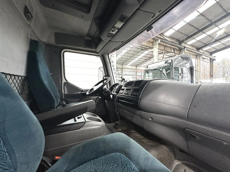 Tovornjak DAF LF 45 180 GLASVERVOER / TRANSPORT GLAS -GLASS - VERRE: slika 13