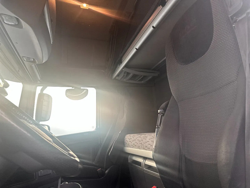 Vlačilec DAF XF 106.460 SUPERSPACECAB: slika 12
